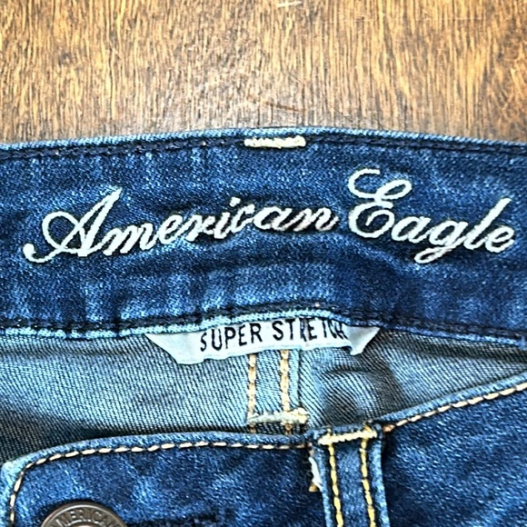 American Eagle outfitters size 8 jeans - Picture 8 of 16